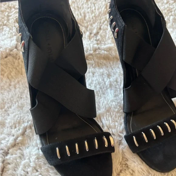 ( Kendall + Kylie) Elegant Black High Heel Sandals - Picture 4 of 11